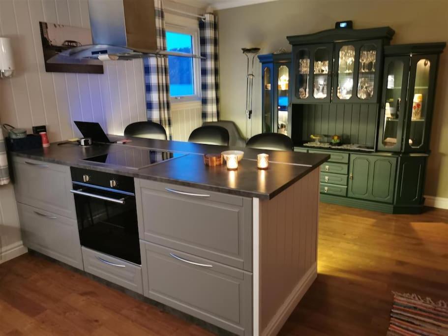 Innsletta Holiday Home 하르스타드 외부 사진