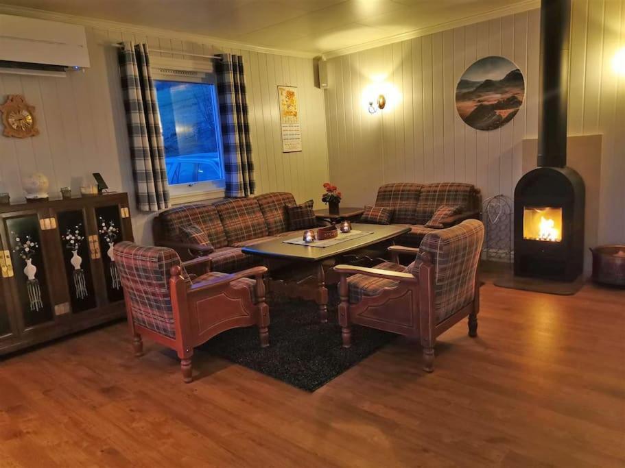 Innsletta Holiday Home 하르스타드 외부 사진